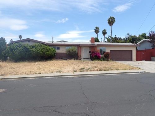 2607 Emma Dr, Pinole, CA, 94564-1320 | Card Image