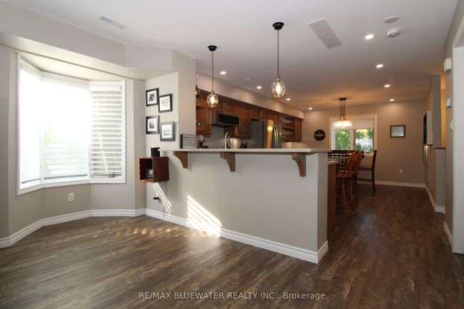 26 - 48 Ontario St S, Condo with 2 bedrooms, 2 bathrooms and 1 parking in Grand Bend ON | Image 17