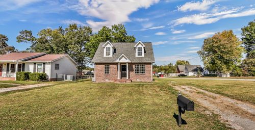 727 Inver Ln, Clarksville, TN, 37042-6078 | Card Image