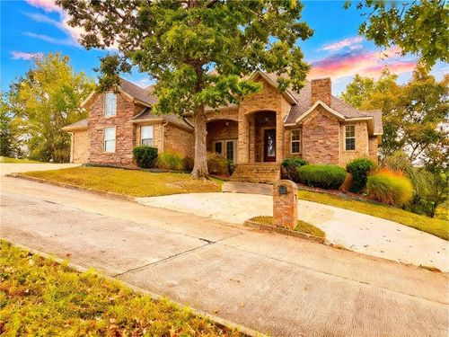 15871 Serenity Point Ln, Rogers, AR, 72756-7884 | Card Image