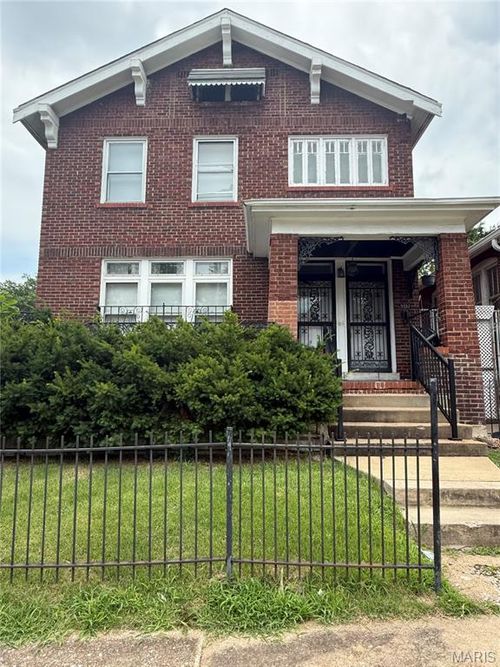 5552 Emerson Ave, Saint Louis, MO, 63120-2532 | Card Image