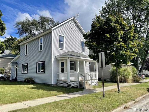 310 W Court St, Ludington, MI, 49431-1650 | Card Image