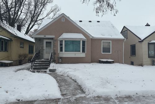 966 Hawthorne Ave E, Saint Paul, MN, 55106-2012 | Card Image