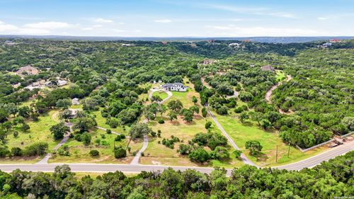 30350 Beck Rd, Bulverde, TX, 78163-4033 | Card Image
