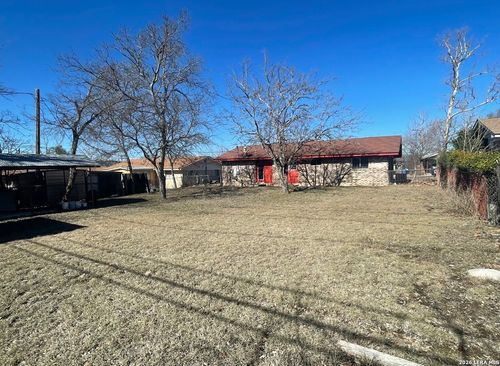 609 Bow Ln, Kerrville, TX, 78028-3705 | Card Image