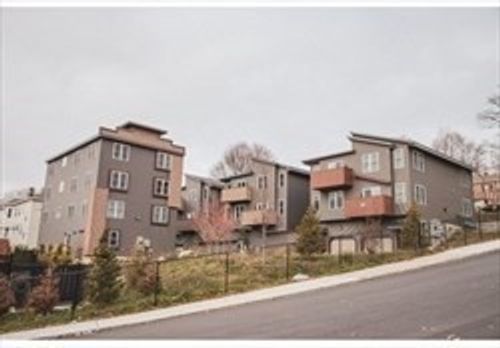 52-52 Richards St, Worcester, MA, 01603-2609 | Card Image