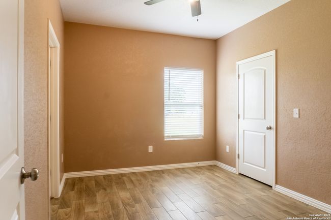 with ceiling fan | Image 27