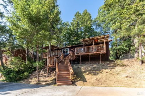 1608 Daphne Dr, Willits, CA, 95490-9540 | Card Image