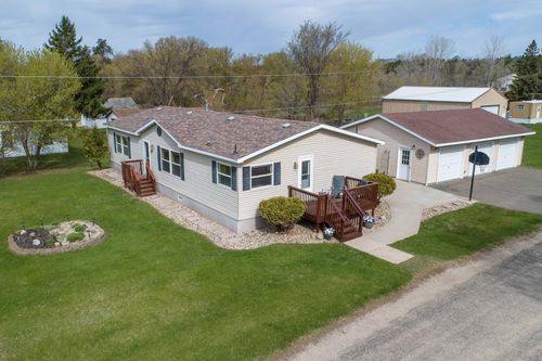 211 E Central Ave, Clitherall, MN, 56524-7701 | Card Image
