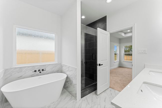 4609 Eagle Nest Ct, House other with 4 bedrooms, 3 bathrooms and null parking in Granbury TX | Image 19