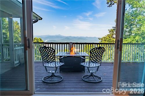 40 Crestwood Dr, Arden, NC, 28704-2845 | Card Image