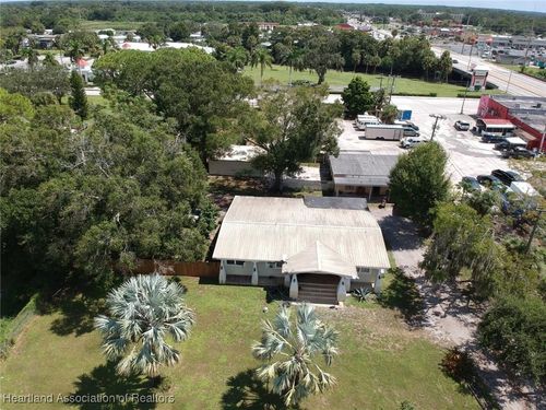 104 Ne 6th Ave, OKEECHOBEE, FL, 34972-4579 | Card Image