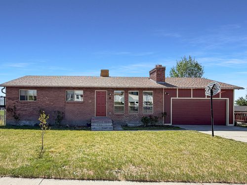 950 N Valley Dr, Castle Dale, UT, 84513 | Card Image