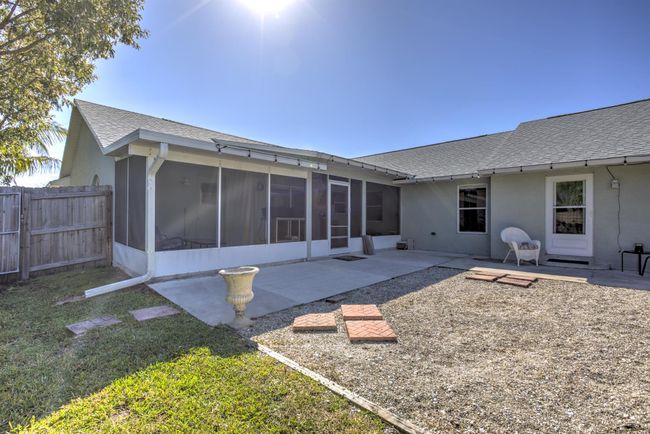 3582 Sw Margela St, House other with 3 bedrooms, 3 bathrooms and null parking in Port St Lucie FL | Image 45