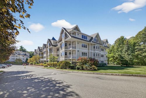 apt-116-1 Sterling Hill Ln, Exeter, NH, 03833-4862 | Card Image