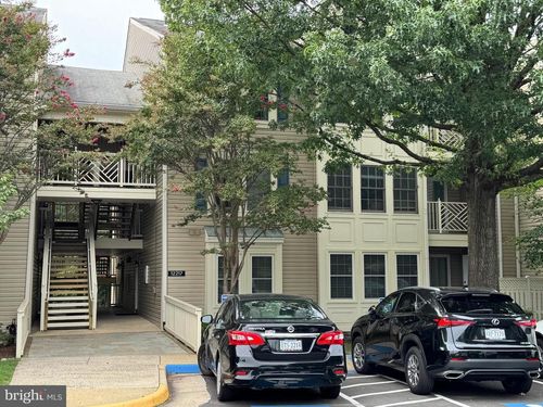 apt-102a-12217 Fairfield House Dr, FAIRFAX, VA, 22033-3939 | Card Image