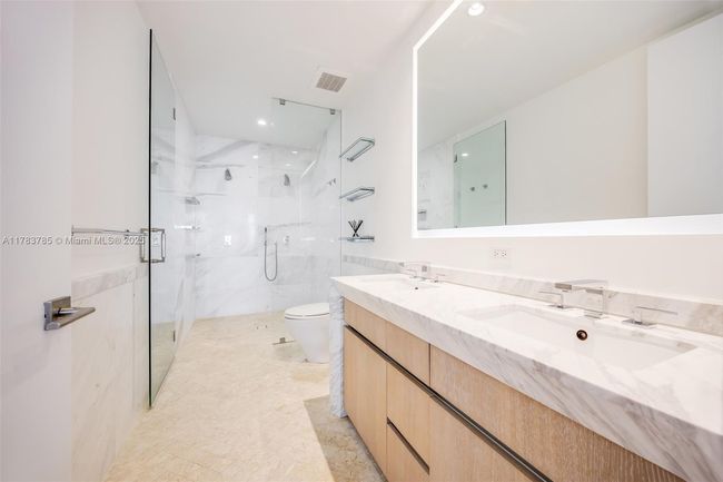 UNIT-1902 - 2831 S Bayshore Dr, Condo with 2 bedrooms, 2 bathrooms and null parking in Coconut Grove FL | Image 12