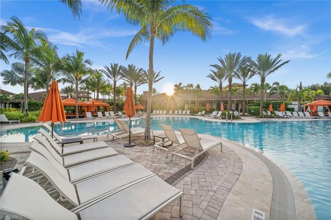 202 - 9366 Pocida Ct, Condo with 2 bedrooms, 2 bathrooms and 1 parking in Naples FL | Image 27