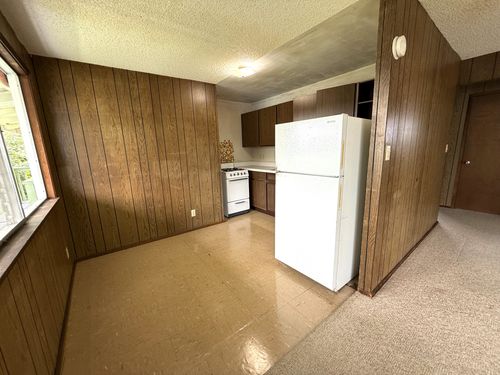 201-485 Waianuenue Ave, Hilo, HI, 96720-2501 | Card Image