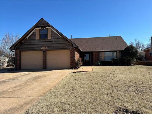 1104 Live Oak Drive, Midwest City, OK, 73110 | Card Image