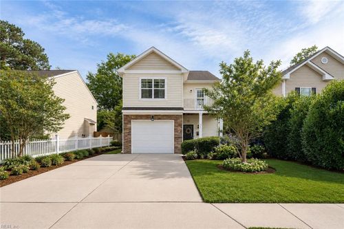 219 Lenox Ave, Norfolk, VA, 23503-3517 | Card Image