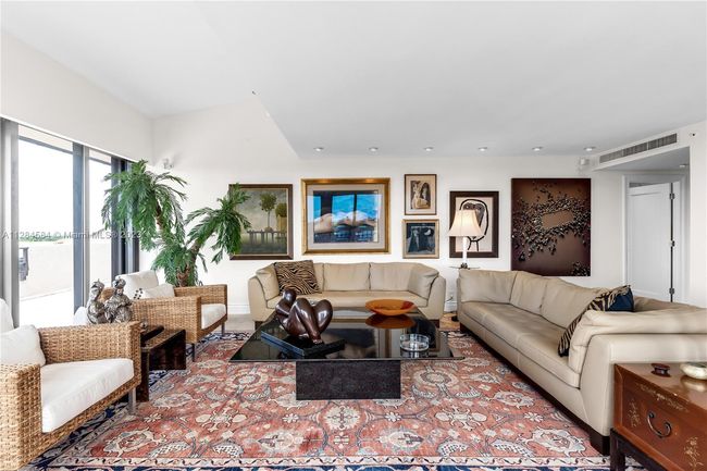 APT-543 - 151 Crandon Blvd, Condo with 3 bedrooms, 3 bathrooms and null parking in Key Biscayne FL | Image 23