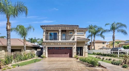 14388 Dove Canyon Dr, Riverside, CA, 92503-6430 | Card Image