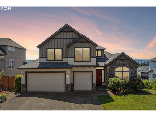10996 Se Lenore St, Happy Valley, OR, 97086-8789 | Card Image