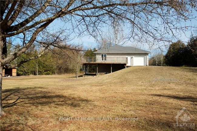 3617 Vaughan Side Rd, House other with 3 bedrooms, 2 bathrooms and 10 parking in Carp ON | Image 23