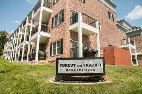 221 Delmont St, Chattanooga, TN, 37405-4399 | Card Image