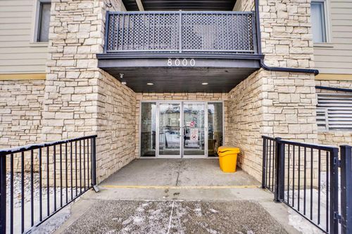 8302-304 Mackenzie Way Sw, Airdrie, AB, T4B3H6 | Card Image