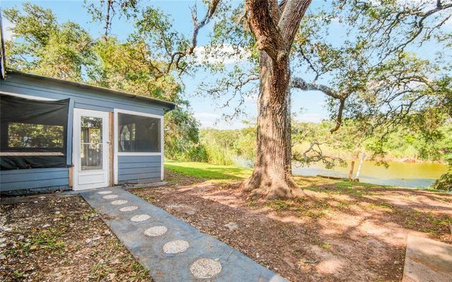 2726 Shady Creek Ln, House other with 3 bedrooms, 2 bathrooms and null parking in Oyster Creek TX | Image 24