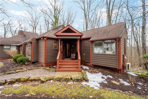 618 The Maples, Farmington, PA, 15437 | Card Image
