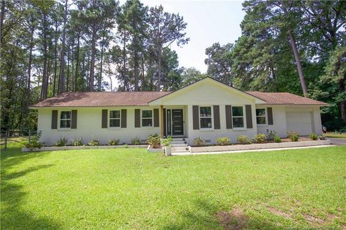 906 N Glenwood Trl, Southern Pines, NC, 28387-7325 | Card Image
