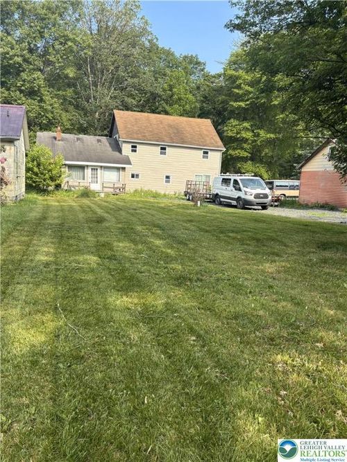 201 Route 715, Brodheadsville, PA, 18322-7108 | Card Image