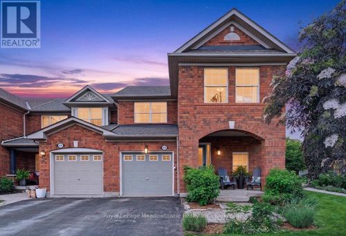 658 Porter Way, Milton, ON, L9T5W2 | Card Image