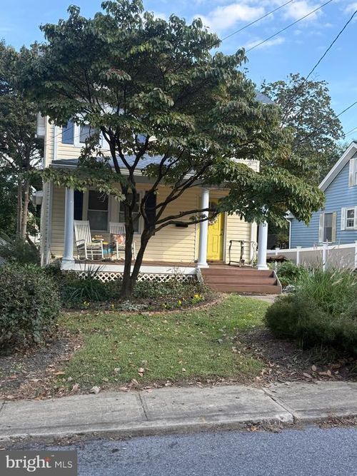 20 Locust Ave, ANNAPOLIS, MD, 21401-3326 | Card Image