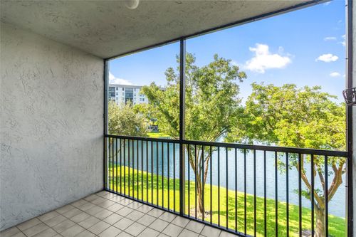 308-2226 N Cypress Bend Dr, Pompano Beach, FL, 33069-5652 | Card Image