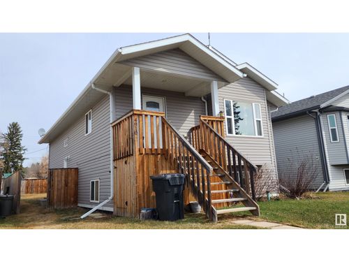 4910 51 Ave, Elk Point, AB, T0A0B9 | Card Image