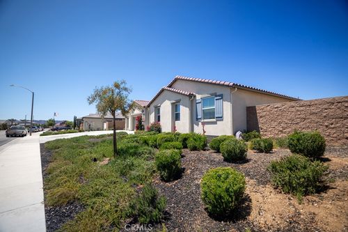 31192 Briar Rose Dr, Winchester, CA, 92596-7531 | Card Image