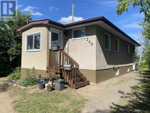 309 Ontario St, Thunder Bay, ON, P7B3G9 | Card Image