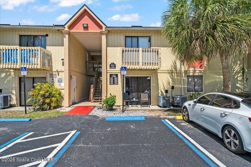 90-202-2190 Forest Knoll Dr Ne, PALM BAY, FL, 32905-8629 | Card Image