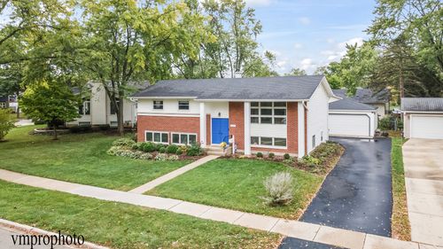 1207 E Sayles Dr, Palatine, IL, 60074-7213 | Card Image