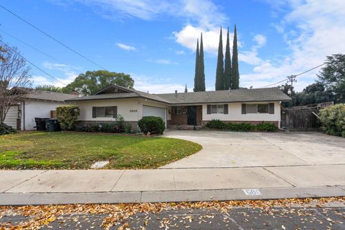 1500 Crestview Dr, Modesto, CA, 95355-3765 | Card Image