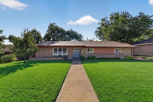 5609 Wedgworth Rd, Fort Worth, TX, 76133-2806 | Card Image