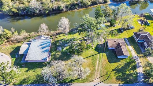 3307 Saint Anne St, Liverpool, TX, 77577-9754 | Card Image