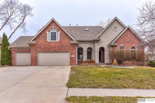 1401 Reeve Drive, Papillion, NE, 68046 | Card Image