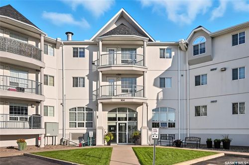 302-934 Heritage View, Saskatoon, SK, S7H5R9 | Card Image