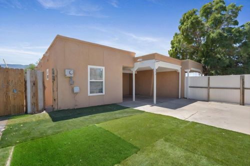 1242 Calle Madera, Bernalillo, NM, 87004-6717 | Card Image