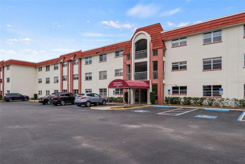 apt-206-1860 Massachusetts Ave Ne, ST PETERSBURG, FL, 33703-4342 | Card Image